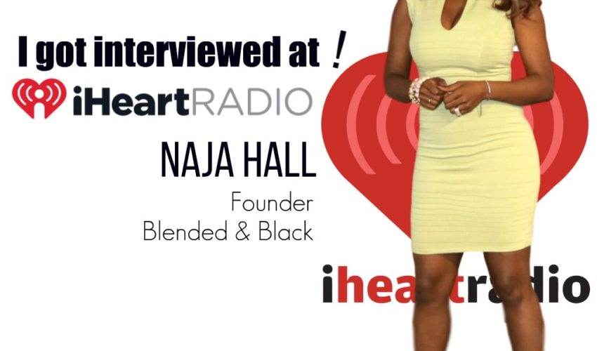 PODCAST SIGNAGE SQUARE