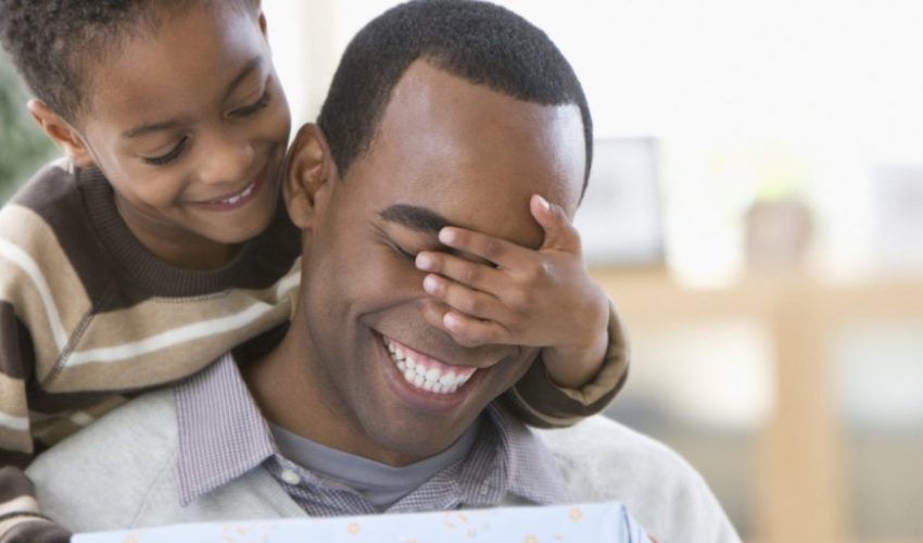 o-DAD-GIFTS-facebook